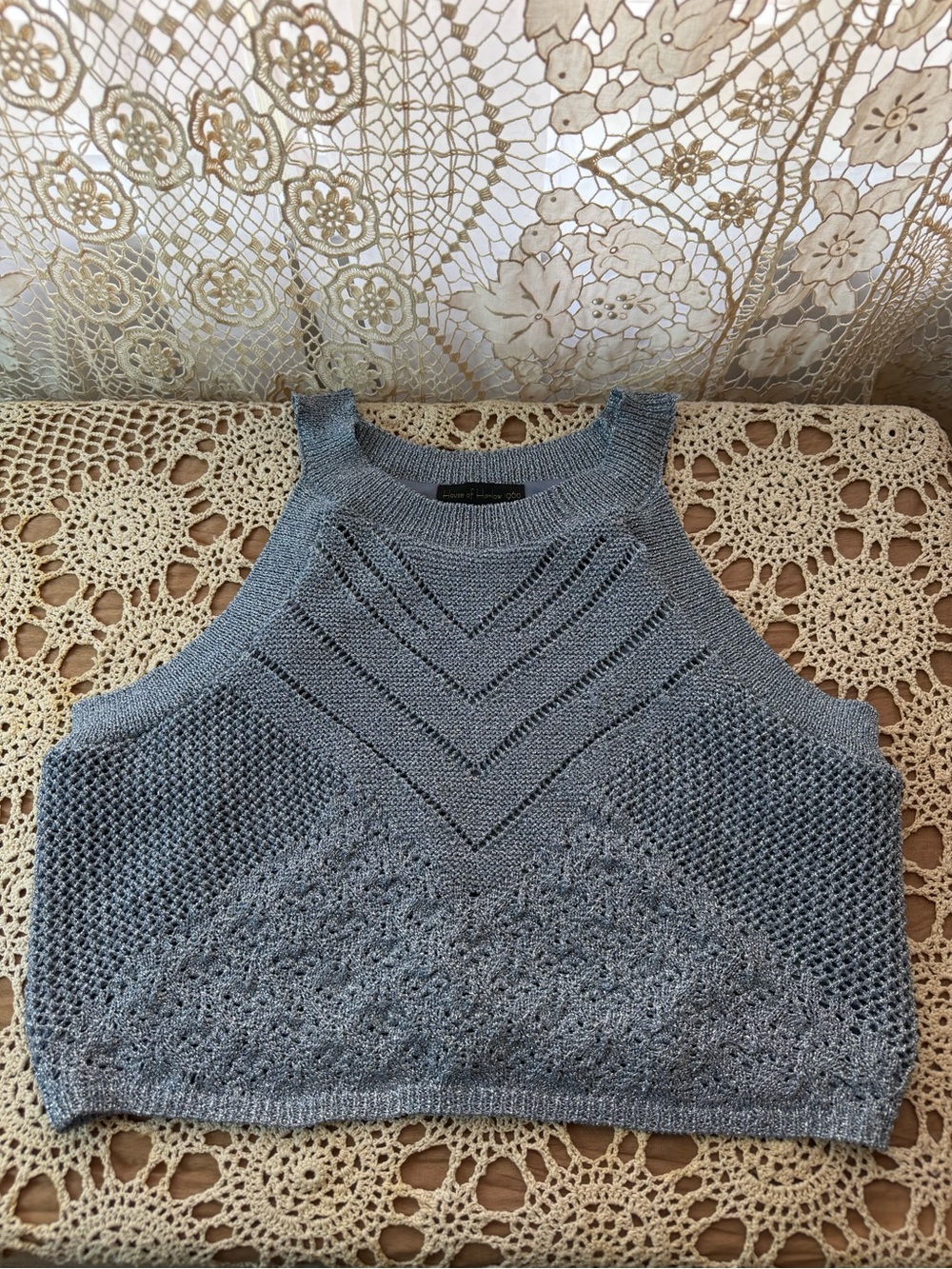 House of Harlow 1960 Light Gray Knit Cropped Tank and skirt - Picture 2 of 13